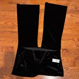 Old Navy women’s velvet flare leggings